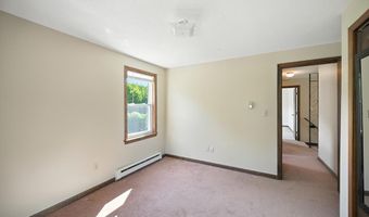 2 N Broadway, Atkinson, NH 03811