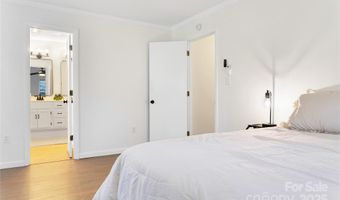 77 Dillingham Rd, Asheville, NC 28805