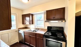 24 N DONELSON St, Alexandria, VA 22304