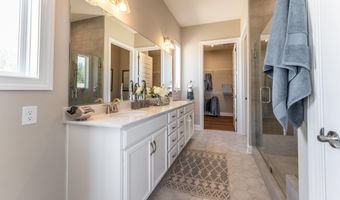 331 Oak Meadow Ln, Angier, NC 27501