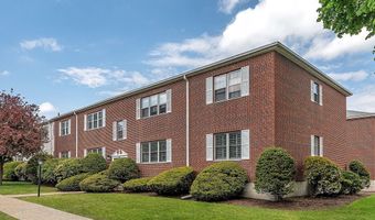 198 Lake Shore Road 2, Boston, MA 02135