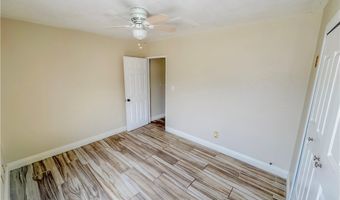 806 W Spruce St, Compton, CA 90220