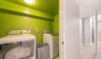 11 N EAST Ave, Baltimore, MD 21224