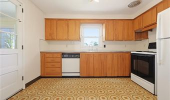 145 Glenwood Dr, North Kingstown, RI 02852