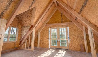 5 Liberty Ln, Barrington, NH 03825