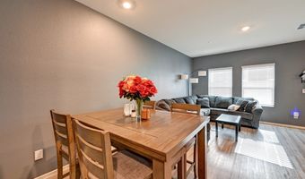 487 Waterfall Cove Ct, Henderson, NV 89002