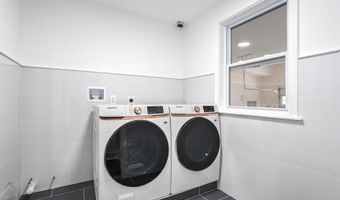 4917 ERIE St, Annandale, VA 22003