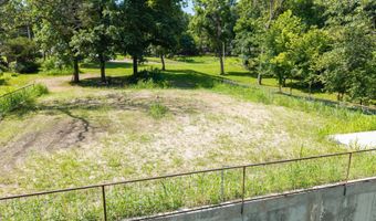 820 Cherokee Dr, Bernice, OK 74331