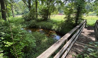 135 S Steer St, Addison, MI 49220