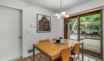 3735 Tremont Ln, Ann Arbor, MI 48105