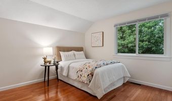 1 Heather Hill Rd, Acton, MA 01720