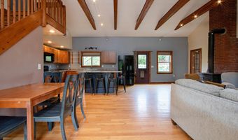 217 Bolton Rd, Cabot, VT 05647