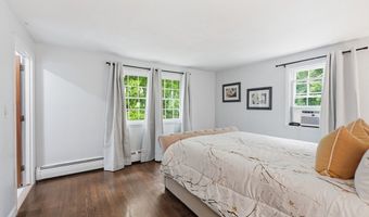 7 Cherry Ridge Rd, Acton, MA 01720