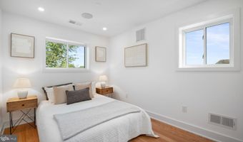 7521 9TH St NW, Washington, DC 20012