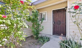 14291 Rosemary Cir, Armona, CA 93202