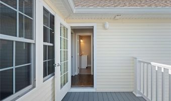 60 Saw Mill Dr 301, North Kingstown, RI 02852
