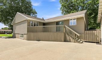 601 6th Street Pl SE, Altoona, IA 50009