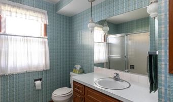 1717 E LINDBERGH St, Appleton, WI 54911