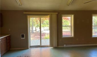 1194 Van Winkle Dr, Ashtabula, OH 44004