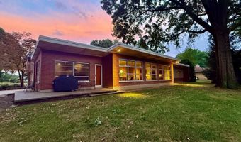 8389 Arborcrest Dr, Amberley, OH 45236