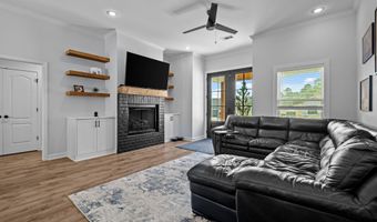 4229 Hampton Dr, Benton, AR 72019