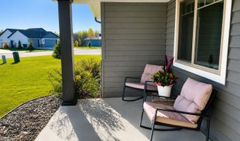 214 Woolgrass Way, Avon, MN 56310