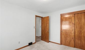 186 E Woodsdale Ave, Akron, OH 44301