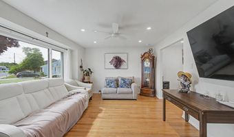 125 Meadowview Ave, Absecon, NJ 08201