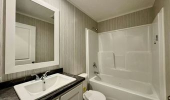 46 Quarry Hill Ests 46, Akron, NY 14001