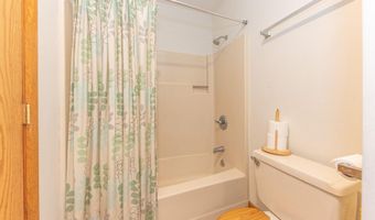 1877 Arlington Blvd, Ann Arbor, MI 48104
