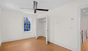 75 Bridge St, Newport, RI 02840