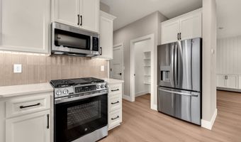824 SE 35th St, Battle Ground, WA 98604