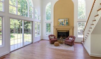 7009 PERSIMMON TREE Rd, Bethesda, MD 20817
