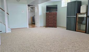 4320 Wedgewood Dr, Austintown, OH 44511