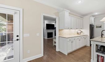 704 Shasta Dr, Albertville, AL 35950