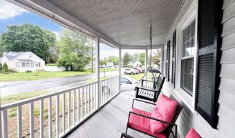 29 Hooker Rd, Bridgeport, CT 06610