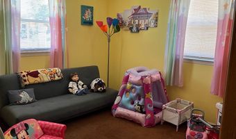 91 Birch St, Beachwood, NJ 08722