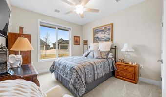 6005 Forbes St, Bel Aire, KS 67220