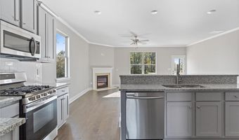 7344 Rocklin Ln, Flowery Branch, GA 30542