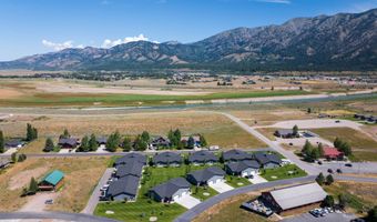 275 RIVER VIEW Cir 1, Alpine, WY 83128
