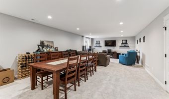 1819 8th Ave SE, Altoona, IA 50009