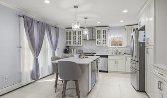 279 Nathan Ct, Aberdeen Twp., NJ 07721