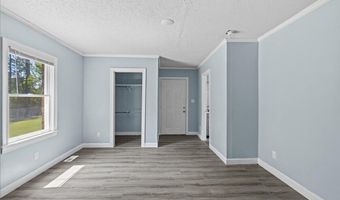 1330 E Hanrahan Rd, Ayden, NC 28513
