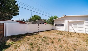 880 8th St, Idaho Falls, ID 83401