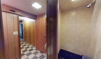 406 Giles Pl, Albert Lea, MN 56007