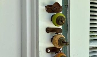 202 Bates St, Batesville, MS 38606