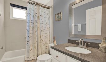 7602 CLAIR WOOD Ct, Apollo Beach, FL 33572