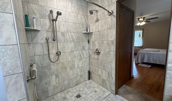258 Willow Oak Rd, Appomattox, VA 24522