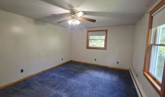 30 Smith St, Augusta, ME 04330