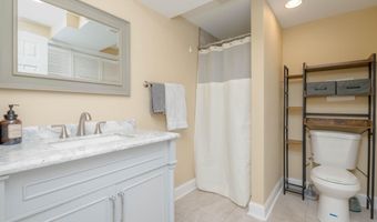 438 CHESTNUT St, Aberdeen, MD 21001